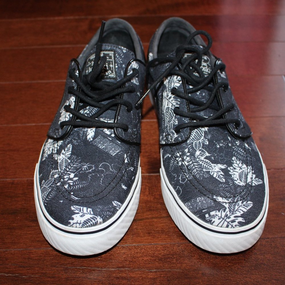 Nike SB Zoom Stefan Janoski "BLACK FLORAL" Sail